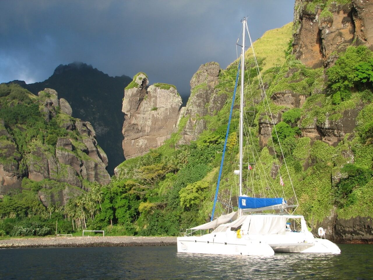 Used Sail Catamaran for Sale 2004 Voyage 440 
